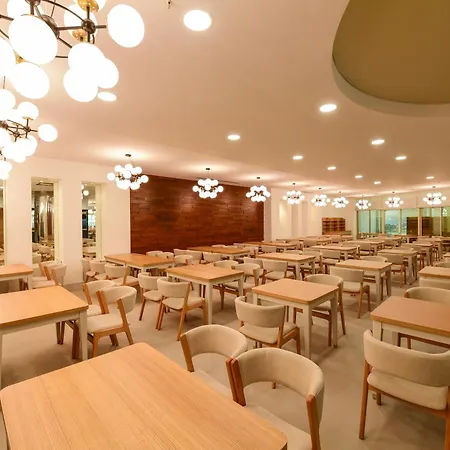 Sunis Evren & Hotell