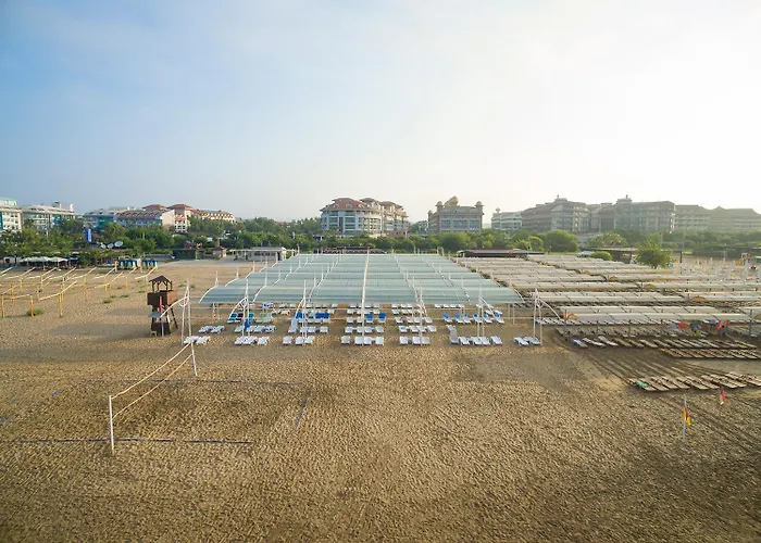 Sunis Evren & Hotel Side