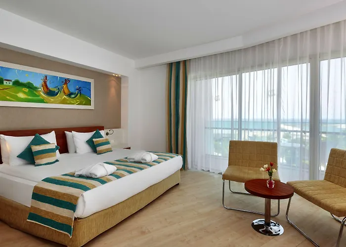 Sunis Evren & Hotel 5*