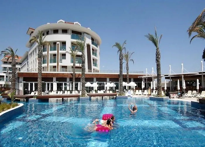 Sunis Evren &