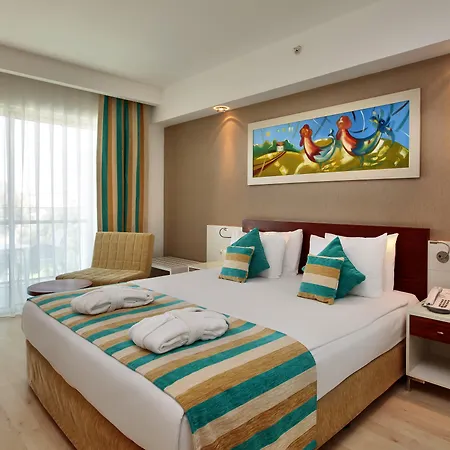 Sunis Evren & Hotel Side