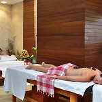 فندق وسبا سونيس إفرين الشاطئي 5*