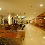 وسبا سونيس إفرين الشاطئي فندق 5*