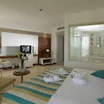وسبا سونيس إفرين الشاطئي فندق 5*