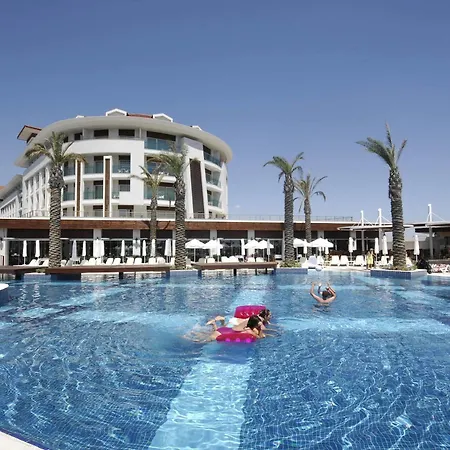 Sunis Evren & Hotell